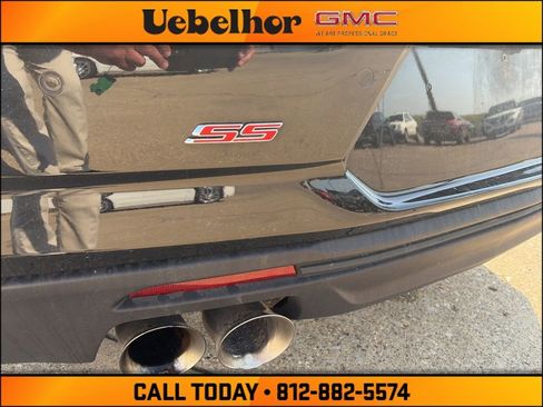 Used 2019 Chevrolet Camaro SS RWD image 11