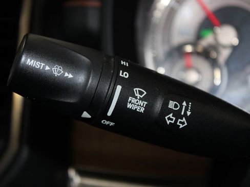 Used 2019 RAM 1500 Limited AWD/4WD image 25