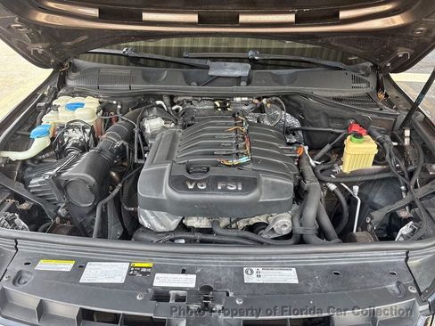Used 2012 Volkswagen Touareg VR6 AWD/4WD image 14