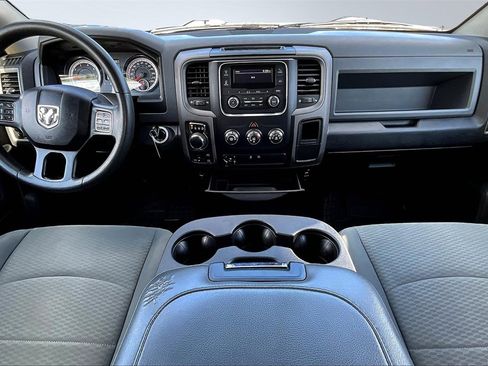 Used 2018 RAM 1500 Express image 16