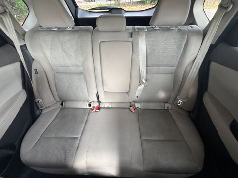 Used 2025 Nissan Rogue SV AWD/4WD image 40