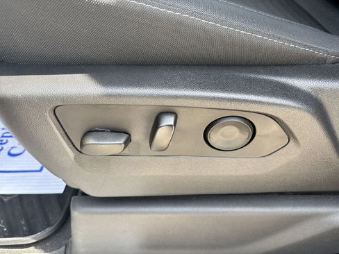 Used 2023 Chevrolet Silverado 1500 LT image 15