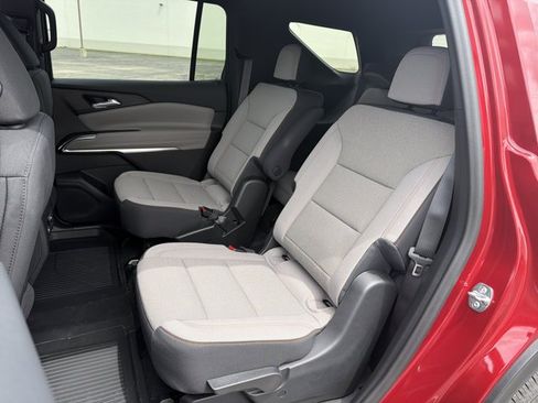 New 2026 Chevrolet Traverse LT w/ Driver Confidence Package AWD/4WD image 24
