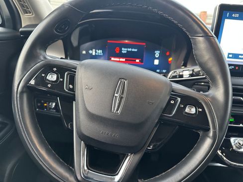 Used 2024 Lincoln Corsair Reserve image 28