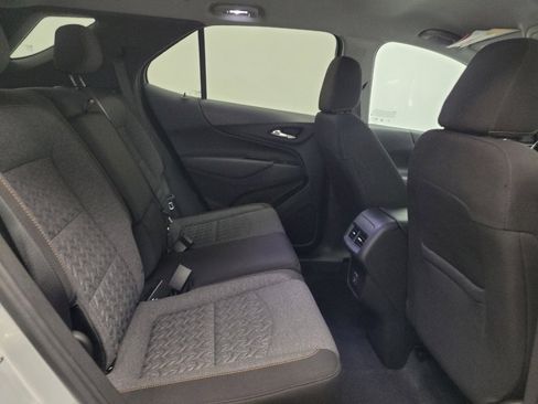 Used 2022 Chevrolet Equinox LT FWD image 19