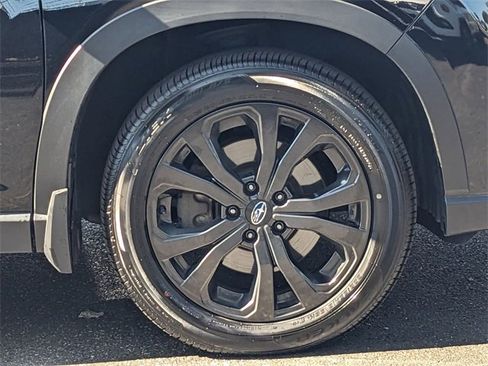 Used 2023 Subaru Forester Sport image 33