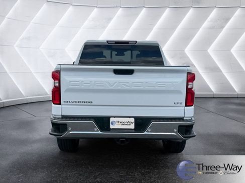 Certified 2023 Chevrolet Silverado 1500 LTZ w/ LTZ Premium Package RWD image 4