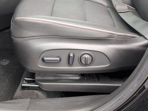 Used 2022 Chevrolet TrailBlazer RS image 14