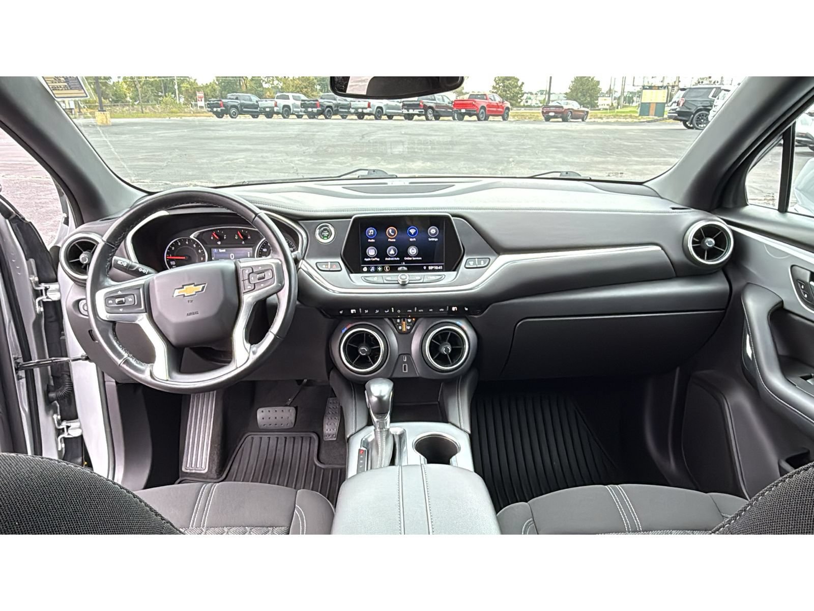 Used 2020 Chevrolet Blazer LT FWD image 32