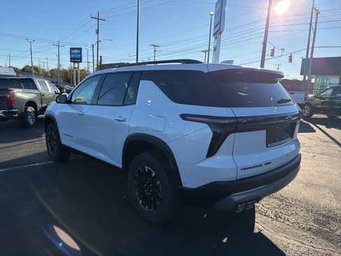 New 2026 Chevrolet Traverse Z71 w/ Enhanced Driving Package image 5