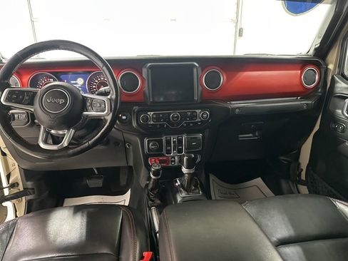 Used 2020 Jeep Gladiator Rubicon image 14