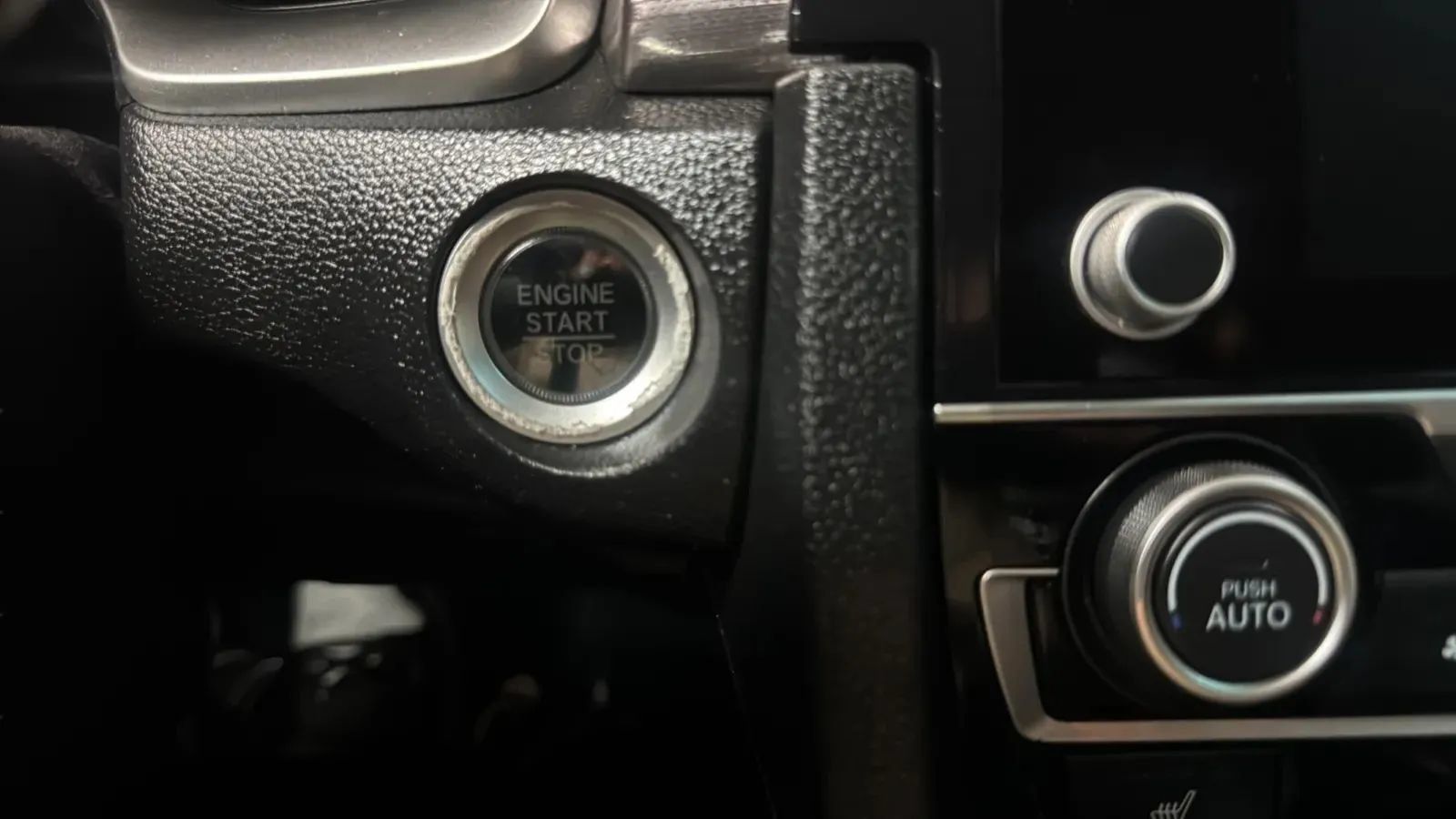 Used 2021 Honda Civic EX-L image 21