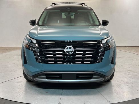 New 2026 Nissan Pathfinder Platinum image 8