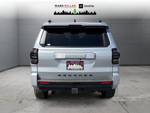 New 2026 Toyota 4Runner TRD Sport AWD/4WD image 4