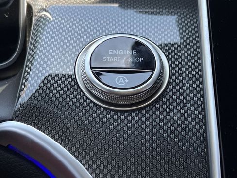 New 2026 Mercedes-Benz GLC 300 4MATIC image 38