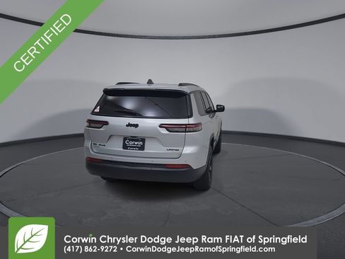 Used 2023 Jeep Grand Cherokee L Limited w/ Black Appearance Package AWD/4WD image 12