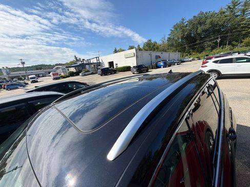 Used 2025 Volkswagen Atlas SEL Premium R-Line AWD/4WD image 9