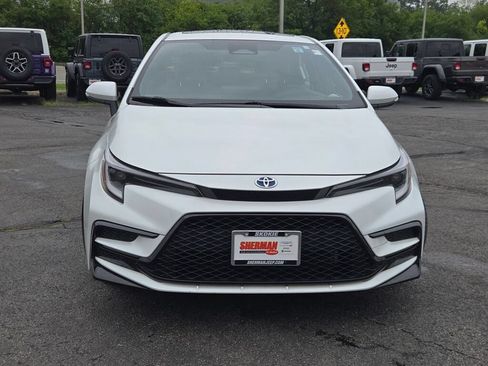 Used 2024 Toyota Corolla SE w/ SE Package AWD/4WD image 12