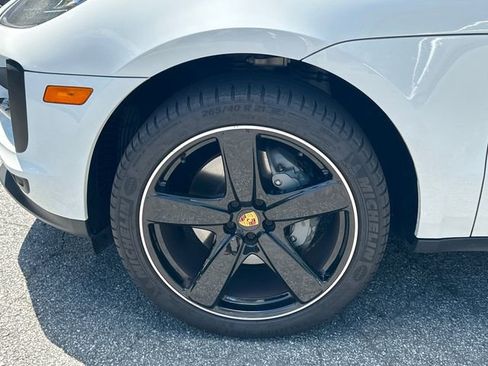 Used 2021 Porsche Macan S AWD/4WD image 11
