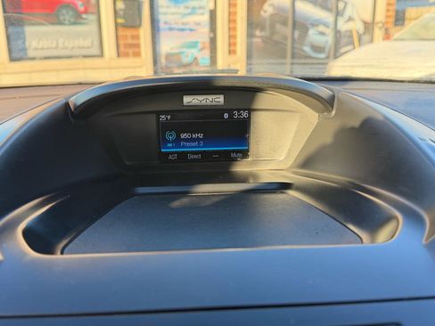 Used 2016 Ford C-MAX SE image 17