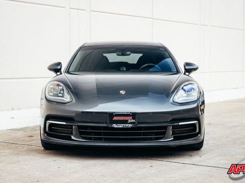 Used 2018 Porsche Panamera 4S image 15
