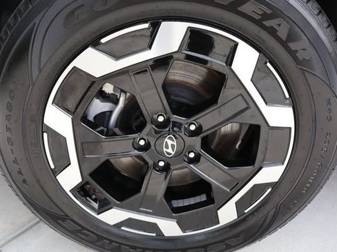 Used 2026 Hyundai Santa Fe SEL FWD image 46