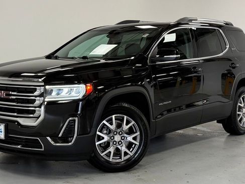 Used 2020 GMC Acadia SLT image 1