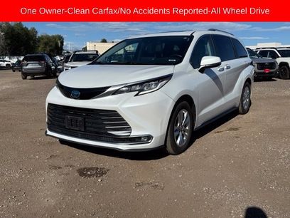 Used 2022 Toyota Sienna Limited