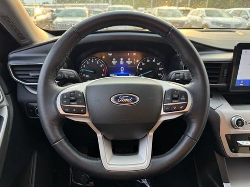 Certified 2023 Ford Explorer XLT w/ Equipment Group 202A AWD/4WD image 32