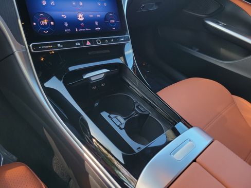 Certified 2025 Mercedes-Benz C 300 Sedan image 27