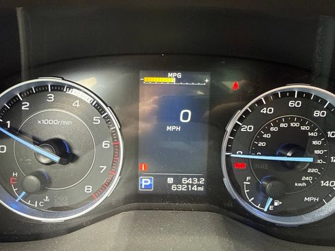 Used 2022 Subaru Ascent Touring AWD/4WD image 18