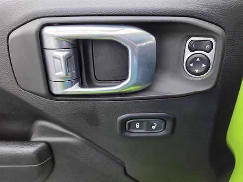 Used 2021 Jeep Wrangler Unlimited Sport image 27