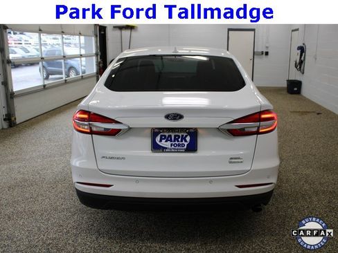 Used 2020 Ford Fusion SEL image 4