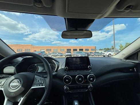 Used 2025 Nissan Sentra SV FWD image 26