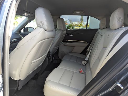 Certified 2021 Cadillac XT4 Premium Luxury image 16