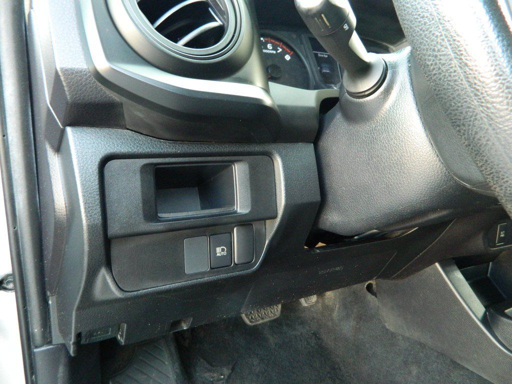 Used 2019 Toyota Tacoma SR RWD image 21