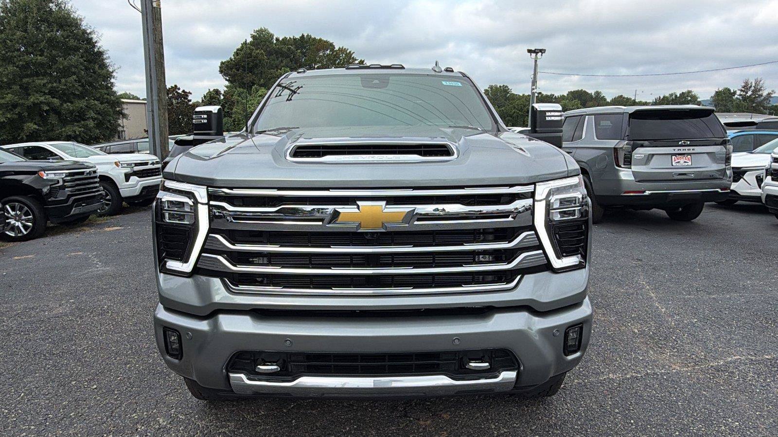 New 2026 Chevrolet Silverado 2500 High Country w/ High Country Premium Package AWD/4WD image 2