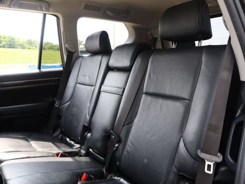 Used 2014 Lexus GX 460 w/ Premium Package AWD/4WD image 25