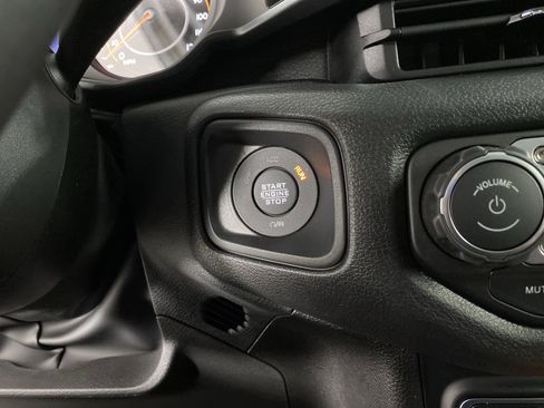 New 2026 Jeep Gladiator Willys image 22