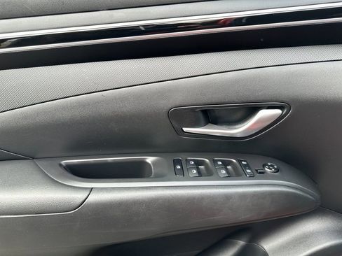 Used 2023 Hyundai Tucson SEL FWD image 10