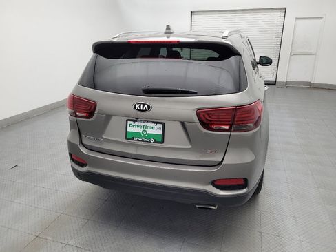 Used 2019 Kia Sorento AWD w/ LX Convenience Package image 7