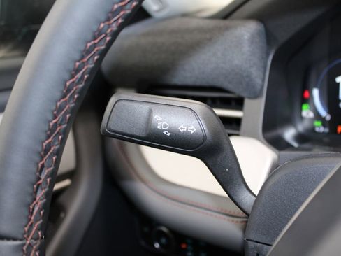 New 2026 Ford Explorer Active w/ Active Comfort Package image 40