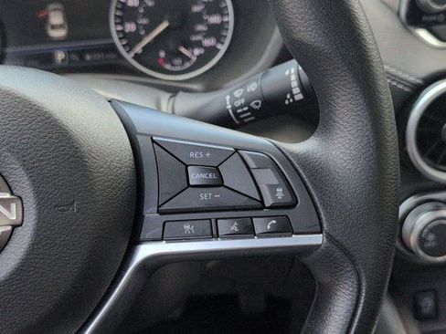 Used 2025 Nissan Sentra SV FWD image 21