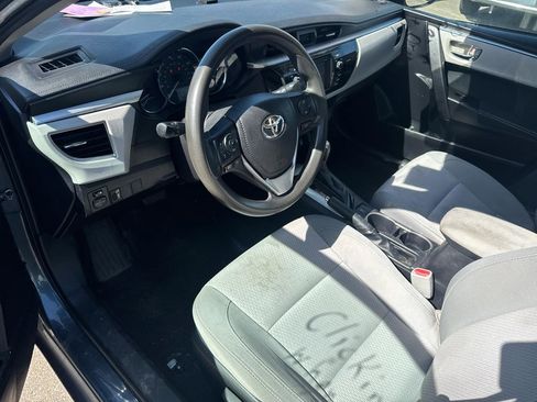 Used 2015 Toyota Corolla LE FWD image 9
