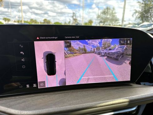 New 2025 Audi Q5 Premium Plus image 24