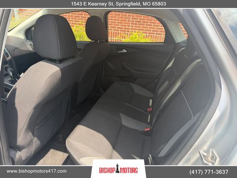 Used 2014 Ford Focus SE FWD image 10