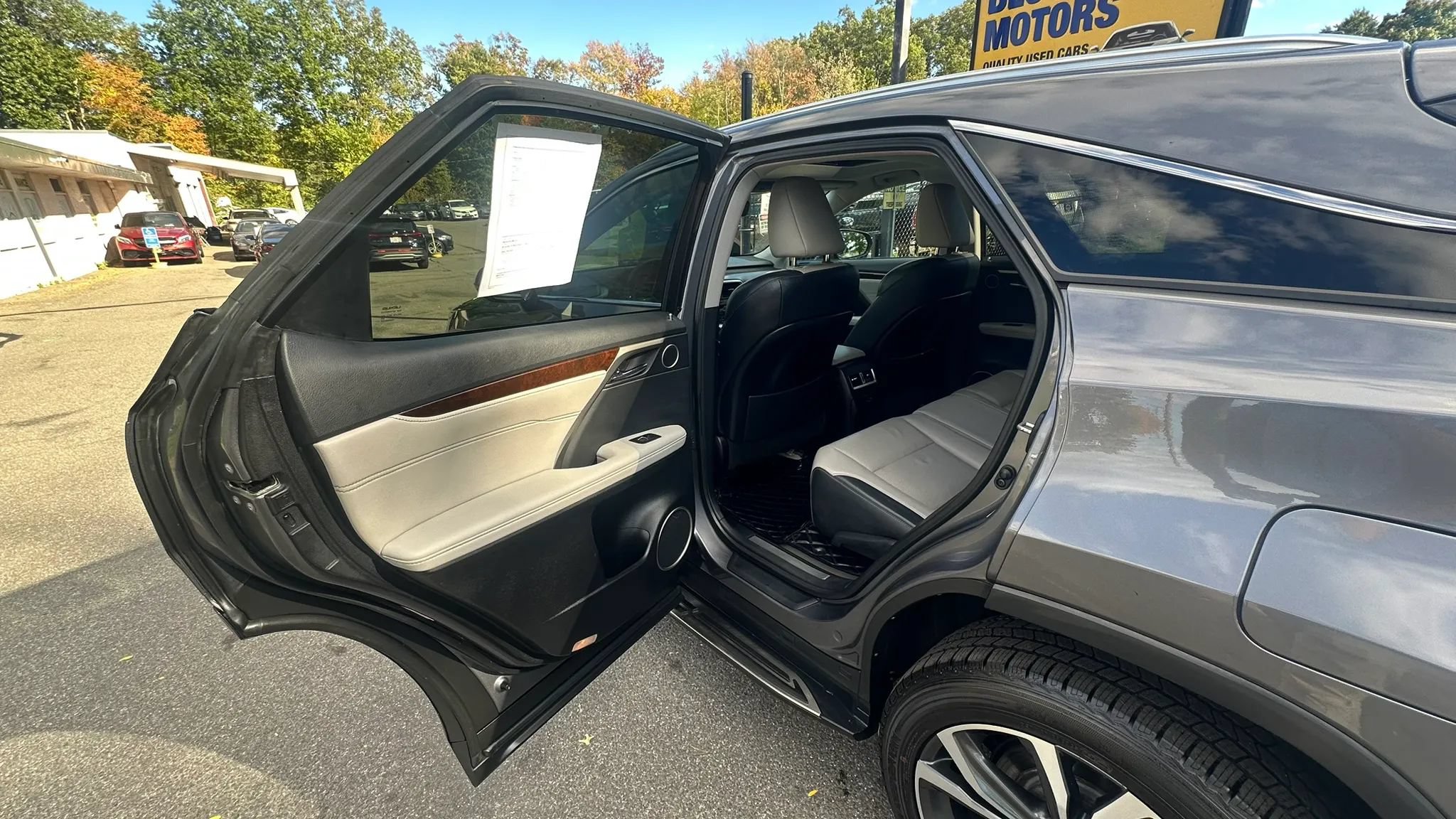 Used 2017 Lexus RX 350 AWD w/ Premium Package image 28