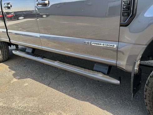 Certified 2022 Ford F350 Lariat w/ Black Appearance Package AWD/4WD image 14