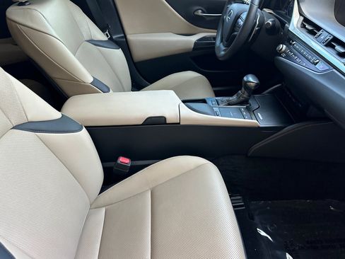 Used 2021 Lexus ES 350 w/ Accessory Package FWD image 25