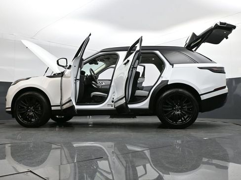 Used 2025 Land Rover Range Rover Velar S image 33